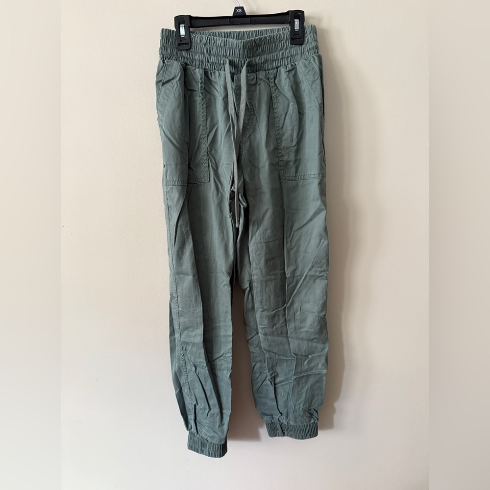 Women’s Jogger Pants